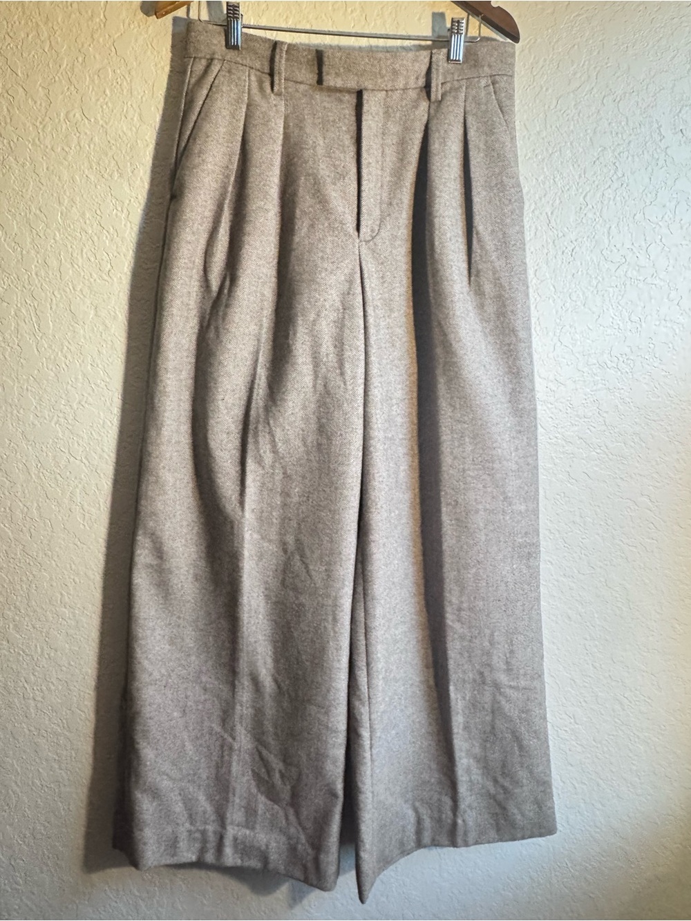 Banana Republic Italian Herringbone Wide Leg Wool Blend Trousers Taupe sz 8